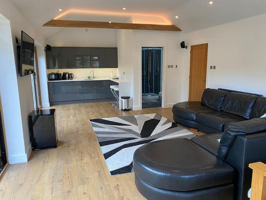 Stansted Airport Luxury Annexe With Parking. Apartment Birchanger Exterior photo